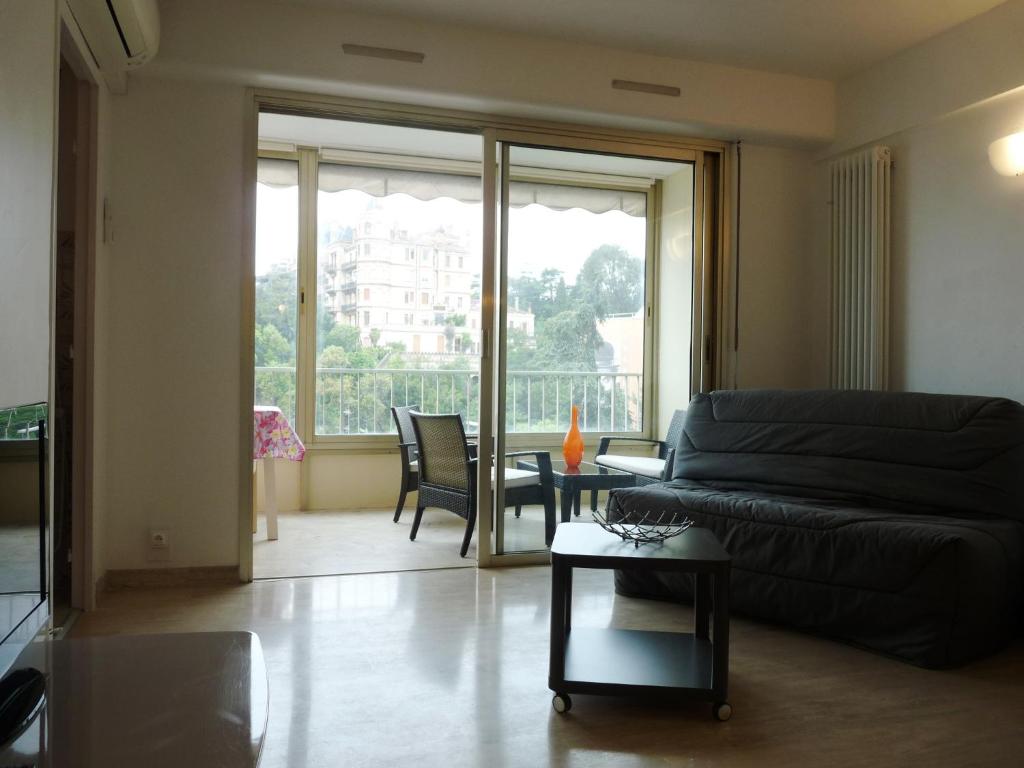 Spacious studio in the center of Cannes nice terrace easy walk to the Croisette and Palais - 1923 - 3