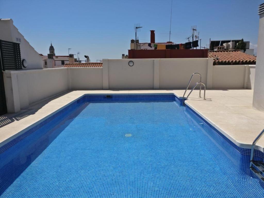 Atico Terraza Privada Piscina Centro AC Nuevo 1hab - 2