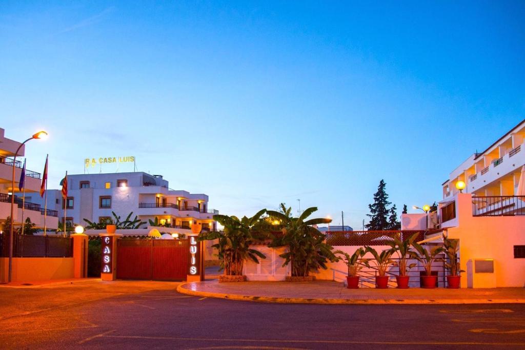 Invisa Aparthotel Casa Luis — Santa Eulalia, Balearic Islands