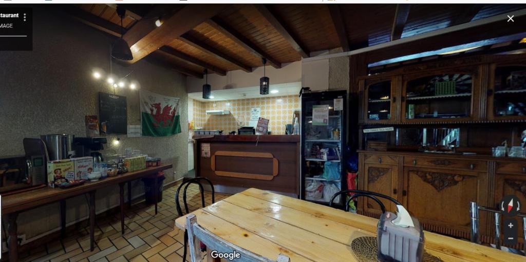 Kitchen, Friendly Auberge in Toulouse