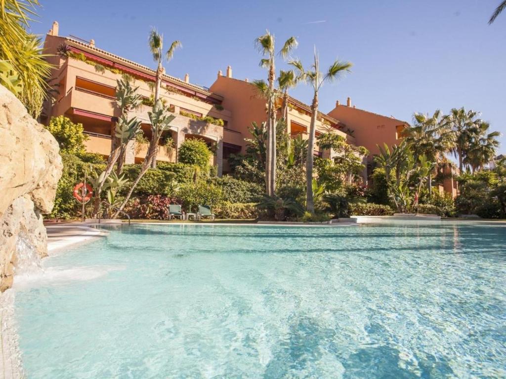 Beautiful 5 * Penthouse very near the beach - 2