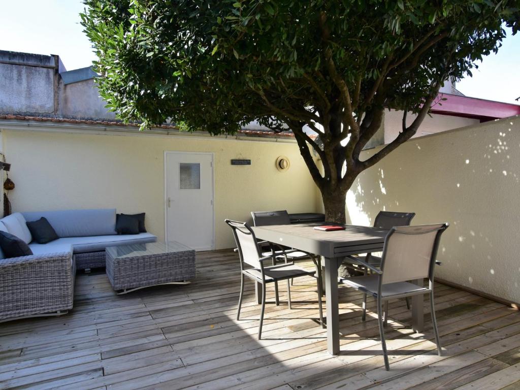 T2 bis rénové à Arcachon centre avec 2 terrasses, clim, parking, proche plage et gare. - FR-1-420-84 - 1