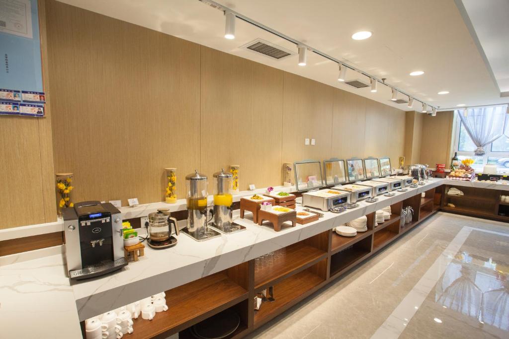 조이 폴 호텔 로비