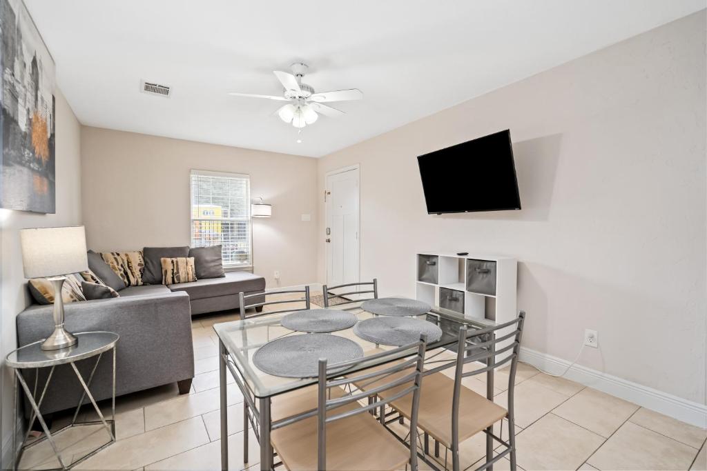 Opulent, Luxurious & Modern APT 7 Min From TX Med Center, Houston