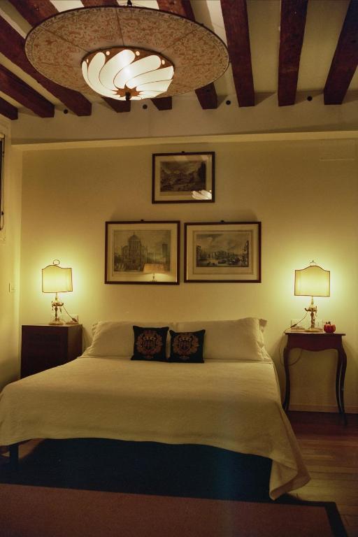 Al pozzo dei Scoacamini, 100 m from San Marco, ground floor - 2