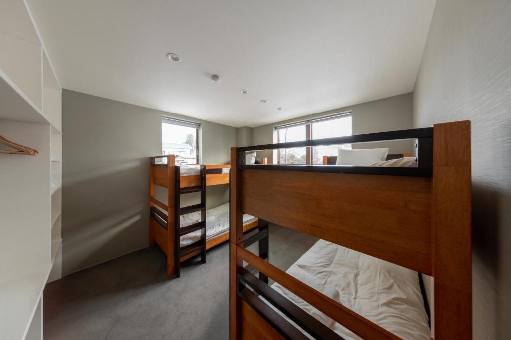 Bluebird Apartments photo