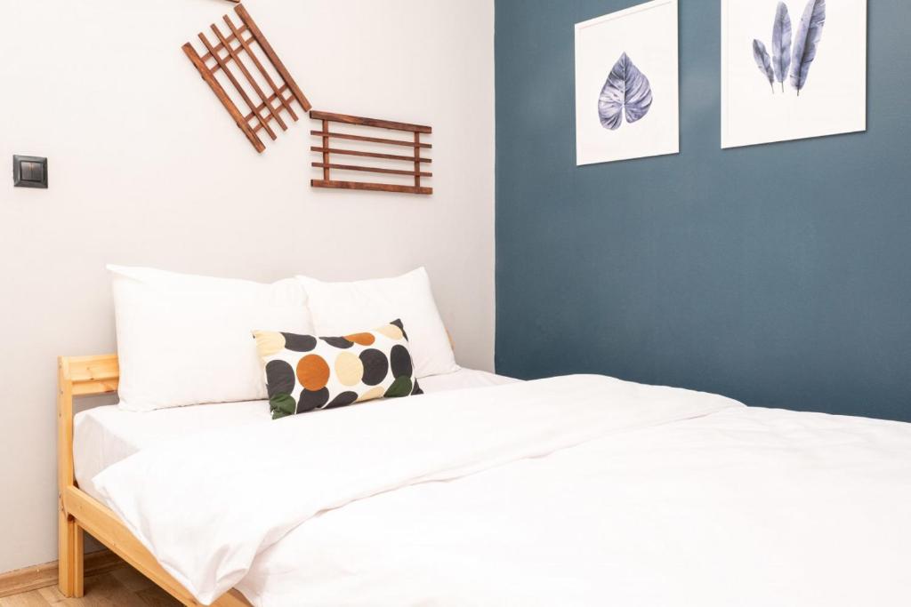 Fascinating Apartment near Nisantasi and Trendy Attractions in Besiktas photo