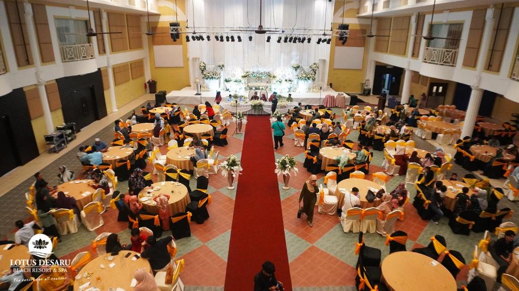 Banquet hall