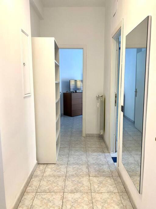 Marcos house Roma metro A - 3