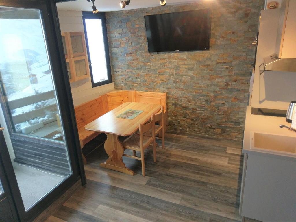 Charmant 3 pièces rénové avec balcon au pied des pistes, Les Belleville - FR-1-574-24 - 2