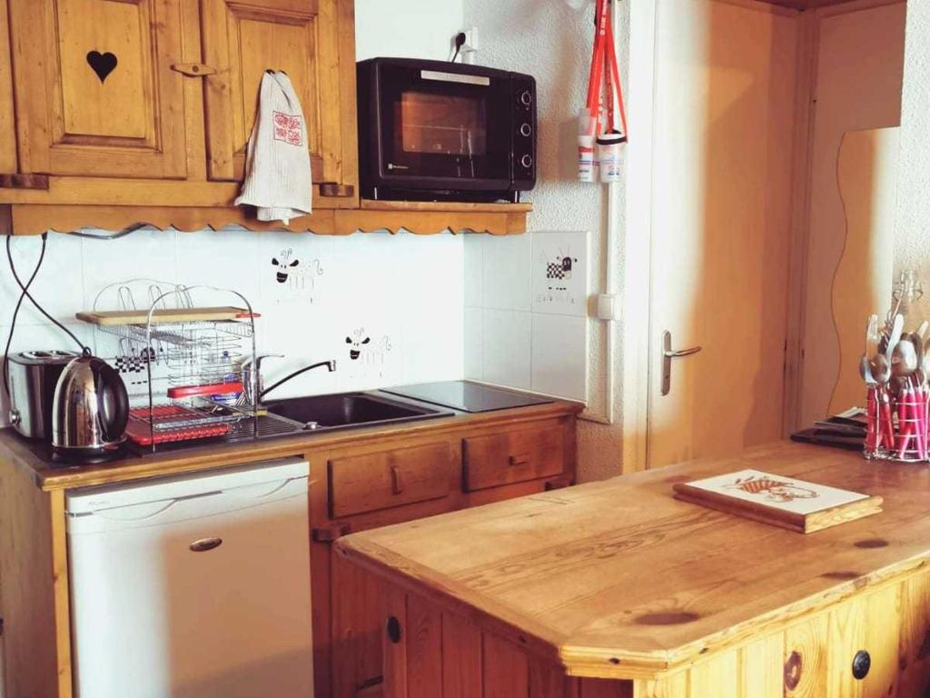 Studio cabine 4 pers, au calme et aux pieds des pistes - FR-1-574-51 - 3