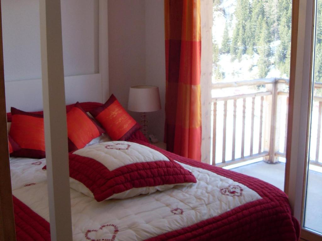 Spacieux appartement 4 pièces pour 6 - 3 chambres - 65m2 - Balcon - Proche télécabine - FR-1-265-308 - 2