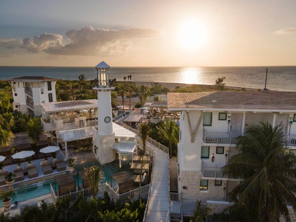 Delek Holbox - 1