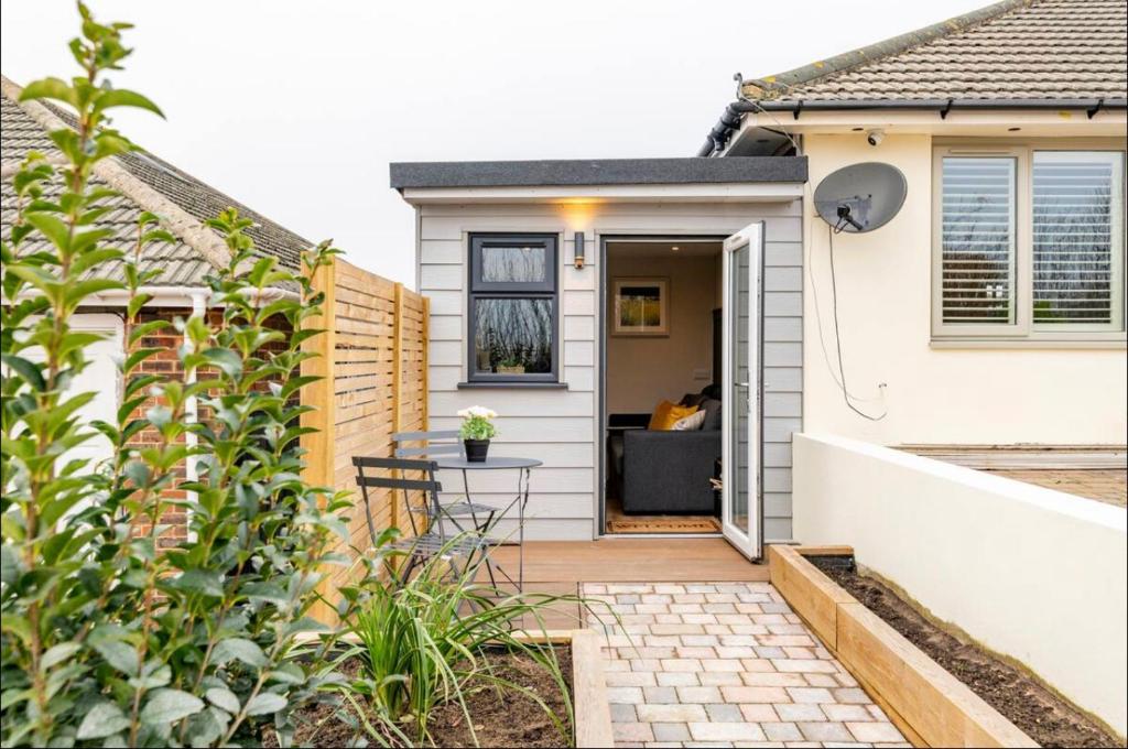 The Hideaway by the sea - free parking, Brighton and Hove