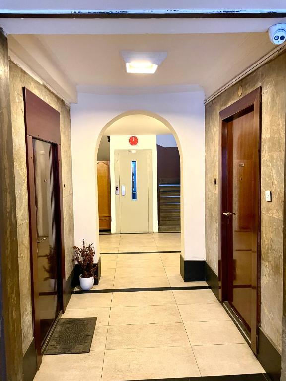 TRIANGLE CITY Apartment 1 - 3