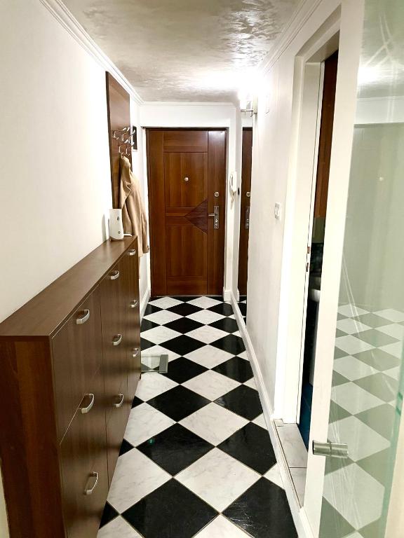 TRIANGLE CITY Apartment 1 - 5