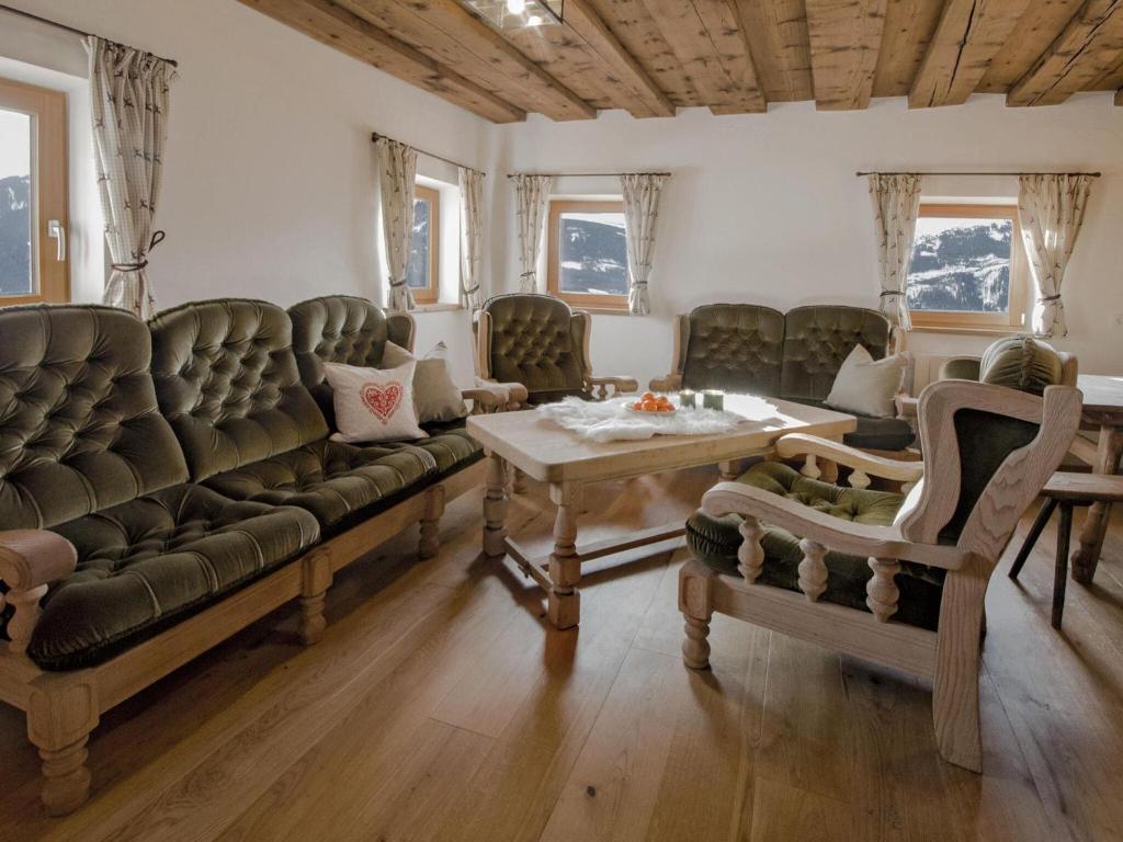 Chalet in Hollersbach near Kitzbühel Ski Lift - 2