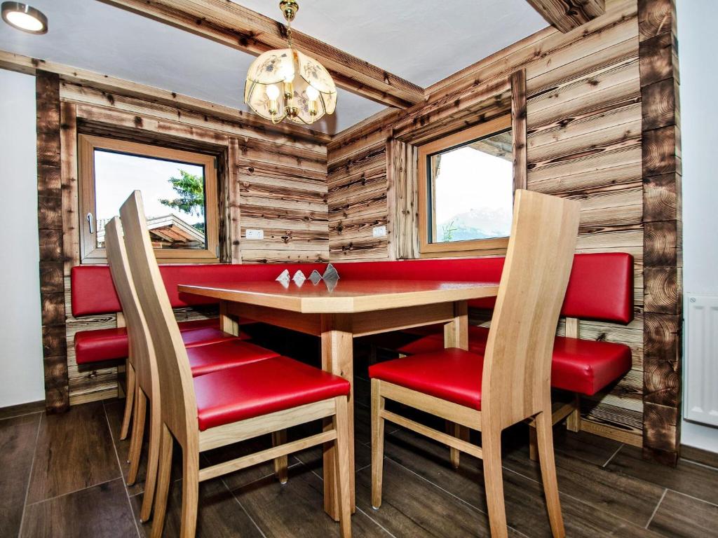 Chalet in Hollersbach near Kitzbühel Ski Lift - 4