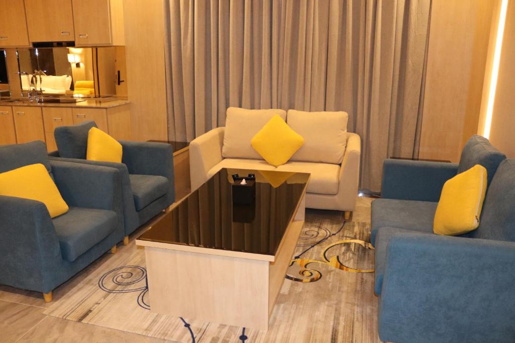 فندق مشارف العالم للشقق المخدومة Msharef AL Alam Serviced Apartments photo