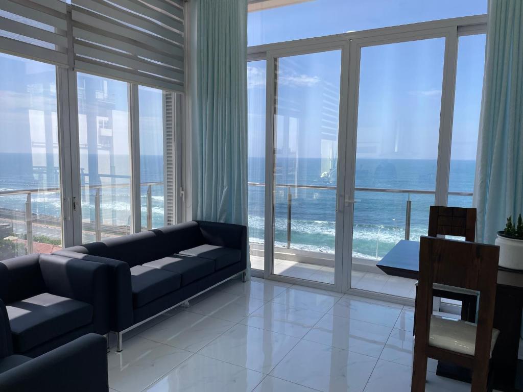 Lovely Sea View Apartment — Hotel in Colombo