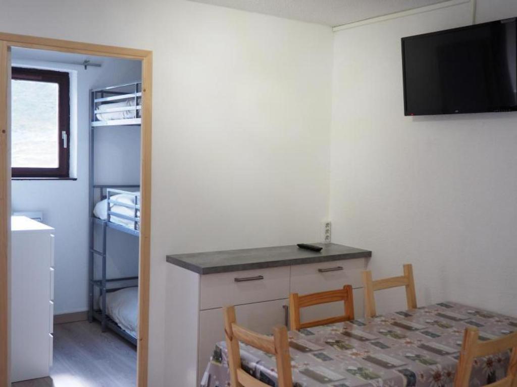 Beau 2P pour 5 pers, rénové, ski aux pieds, parking gratuit - FR-1-178-343 - 4