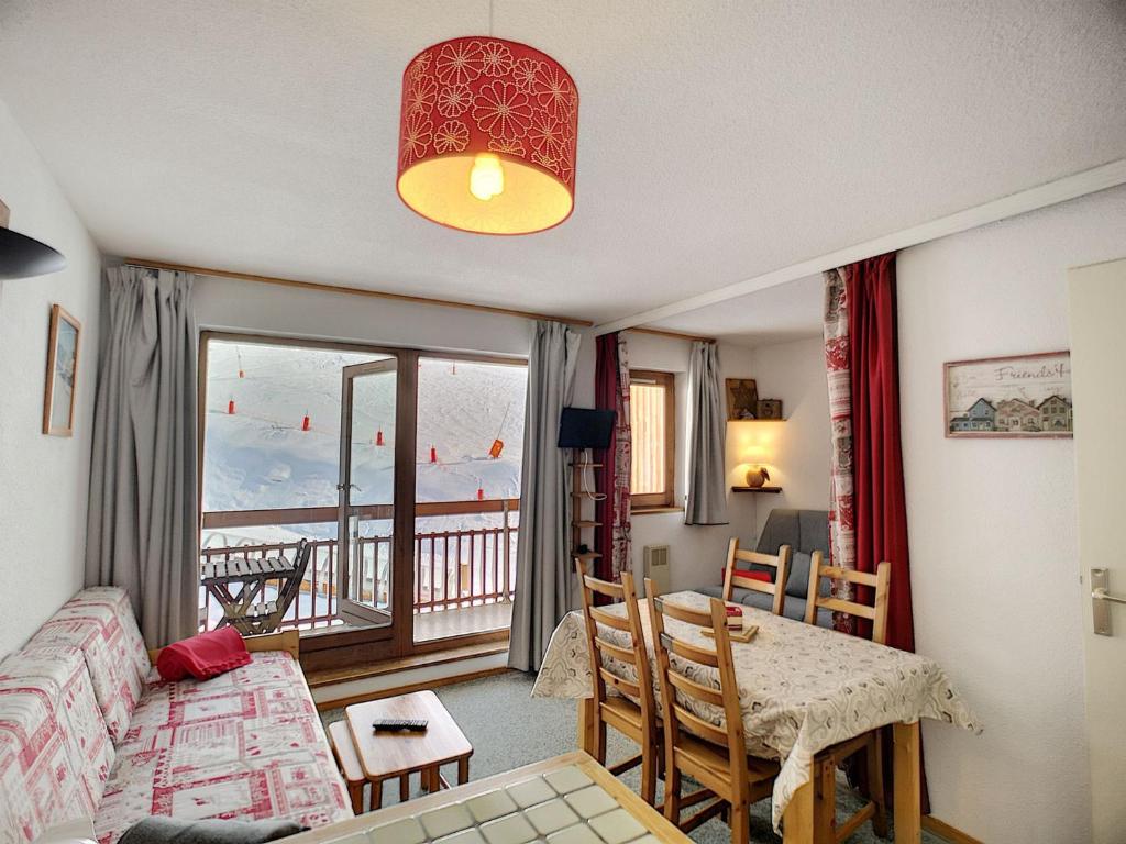 Les Menuires - 2 pièces cabine, 4 pers, ski aux pieds, parking, balcon - FR-1-178-345, Les Menuires