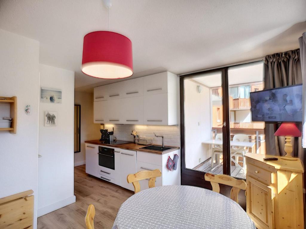Les Menuires, 2 pièces rénové, 4 pers, balcon sud, ski aux pieds - 4