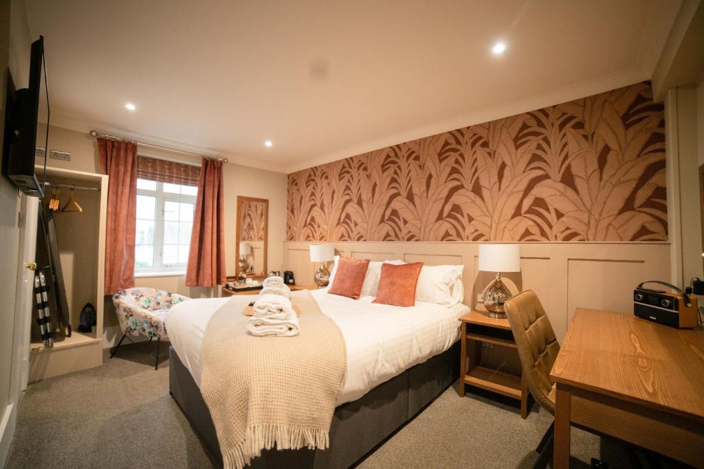 Harper's Steakhouse with Rooms, Southampton Swanwick Marina photo