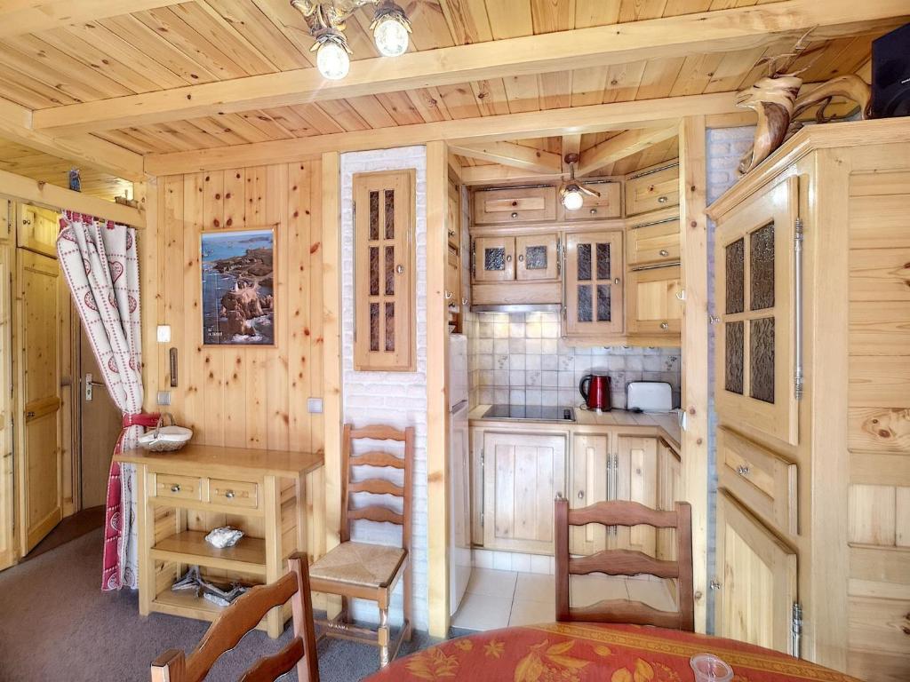 Appartement 4 pièces, 6 pers, ski aux pieds, wifi - FR-1-178-17 - 2