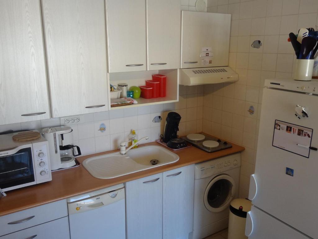 T2 à Sète avec Loggia Vue Marina, Parking Privé - FR-1-472-133 - 5