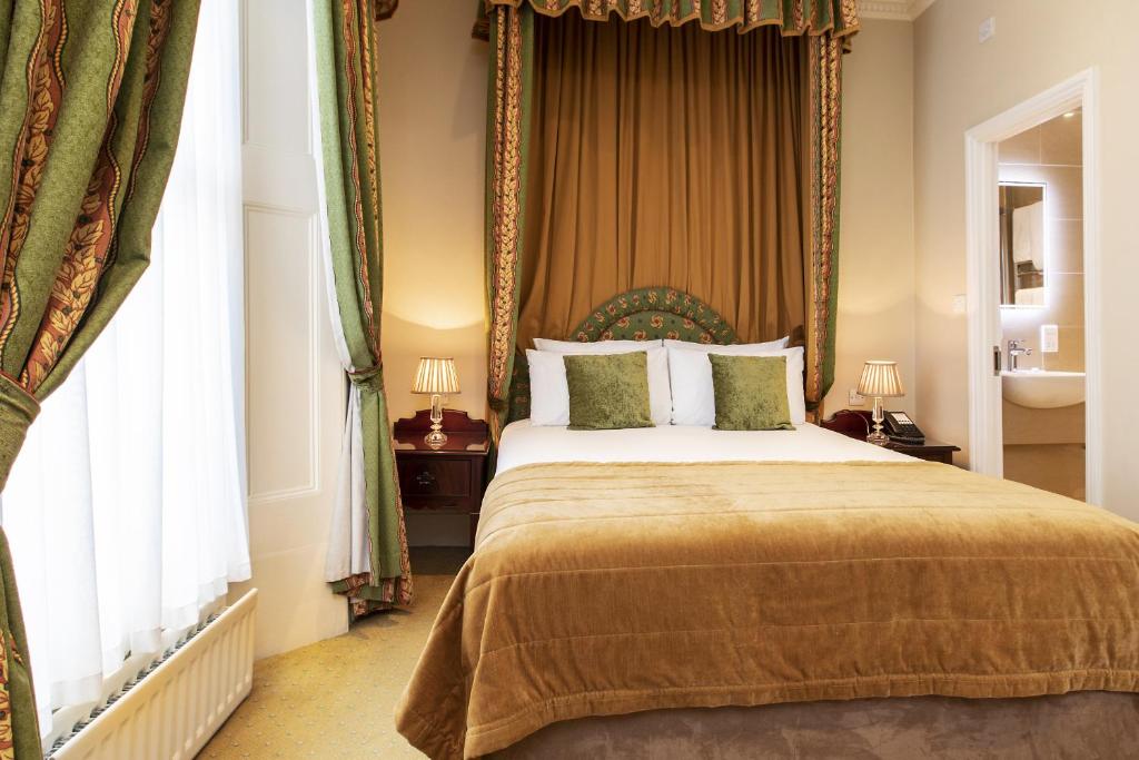The Windermere Hotel, London photo