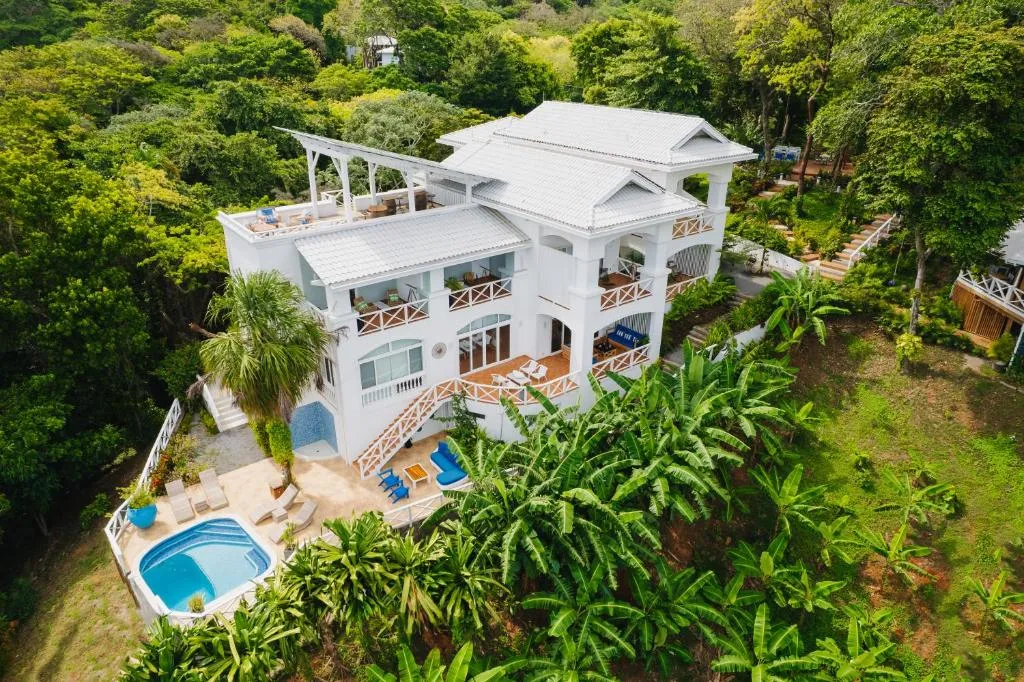 Blue Roatan Resort，位于西湾的酒店