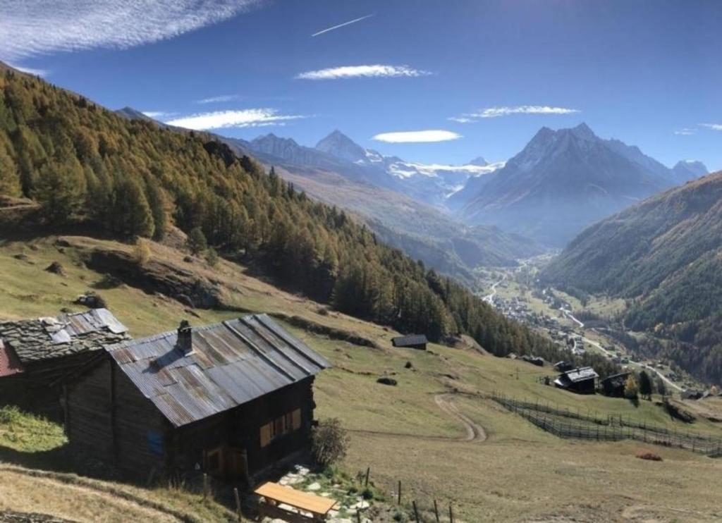 Chalet Adlernest Maiensäss über Evolène