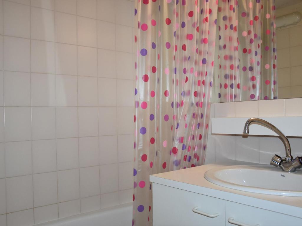 Appartement 4 pièces ensoleillé, balcon sud, près du téléphérique - FR-1-464-193 - 5