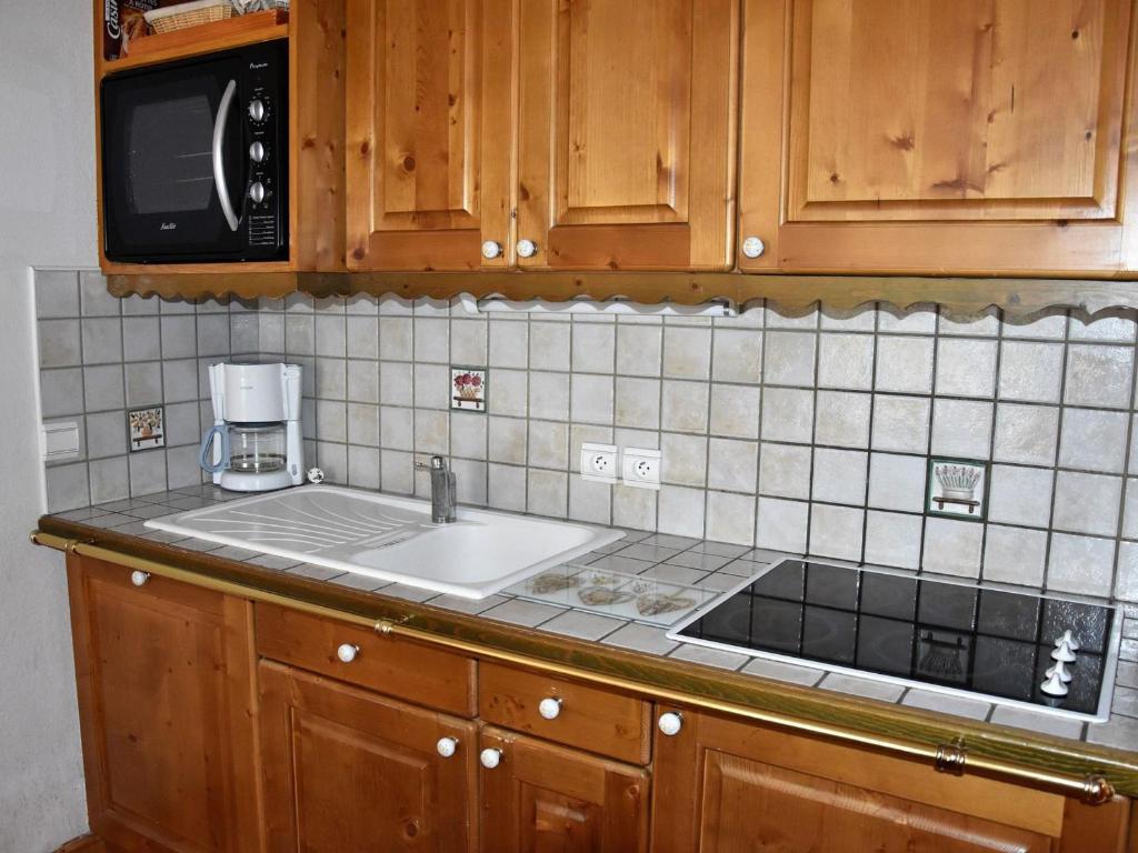 Appartement familial avec balcon sud et parking dans quartier résidentiel - FR-1-464-46 - 3