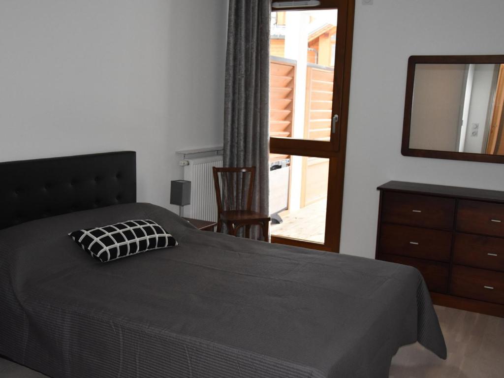 Appartement Contemporain avec Terrasse Sud, Proche Centre et Navette Courchevel - FR-1-464-81 - 2