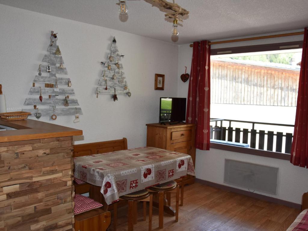 Appartement central avec balcon et parking, 4 pers. - FR-1-464-104 - 4