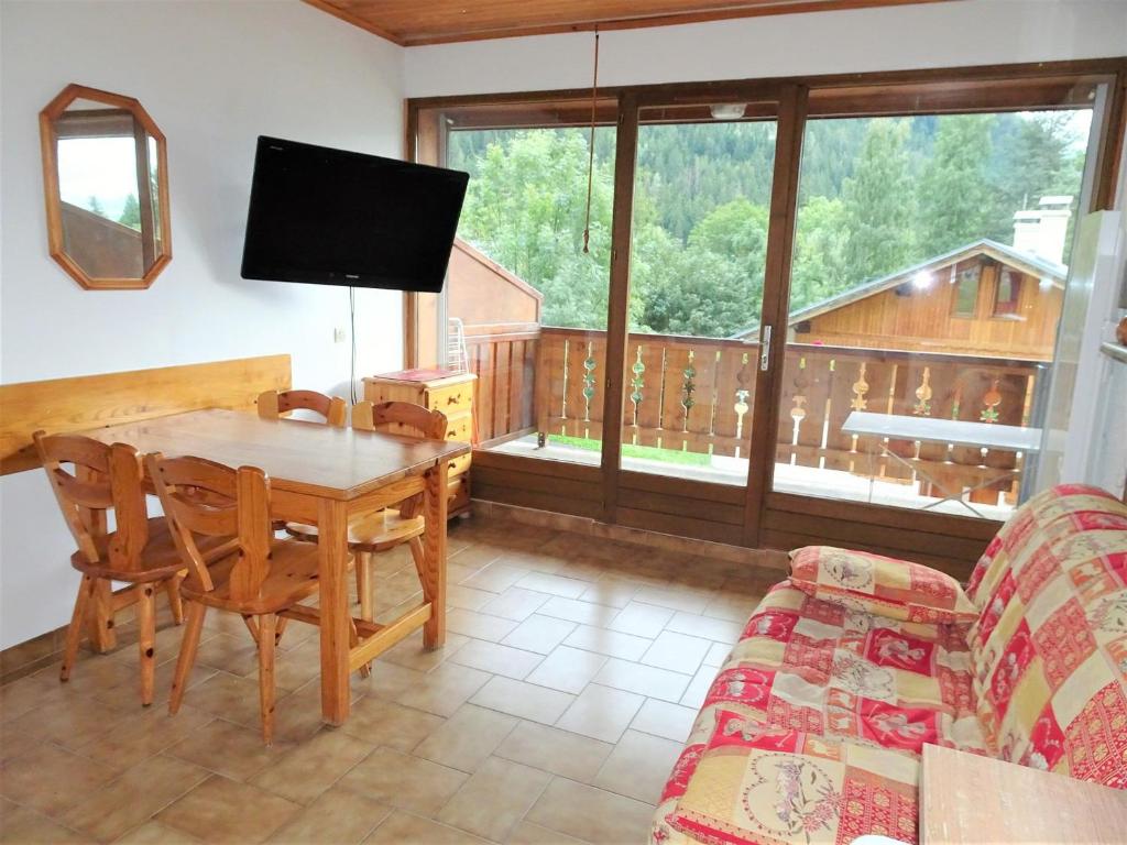 Studio ensoleillé, 4 pers, terrasse - FR-1-464-115 - 3