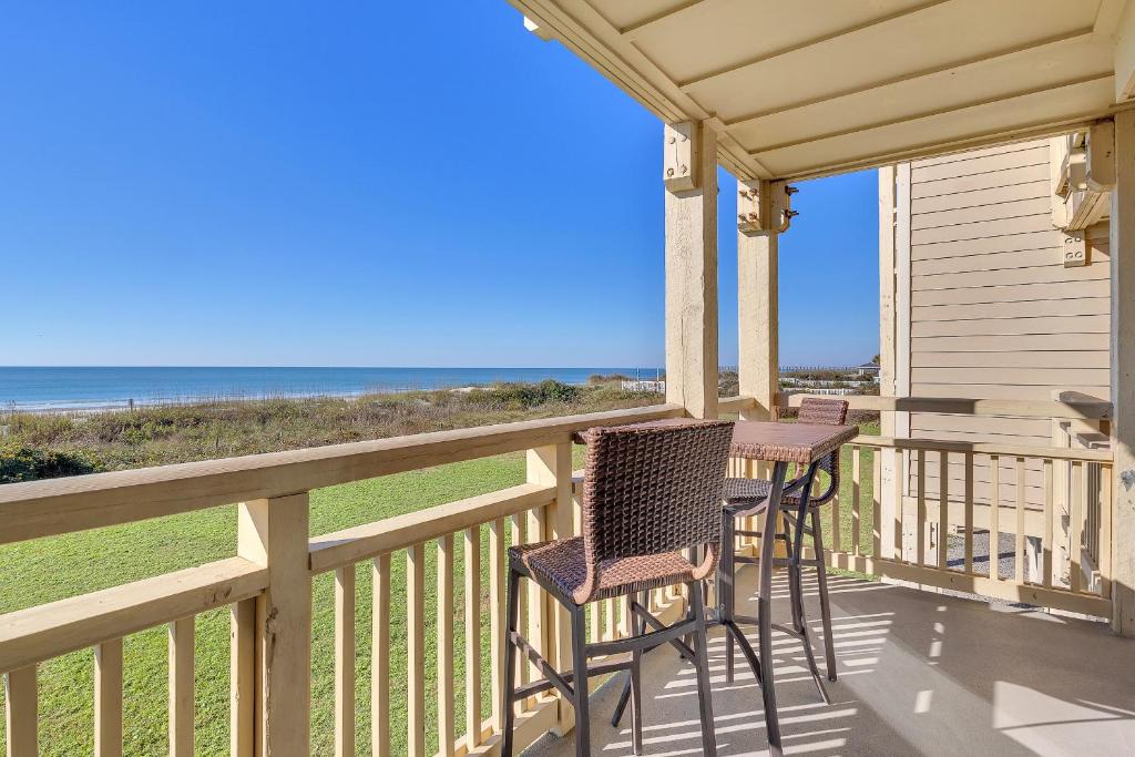 Cloud Nine, Caswell Beach