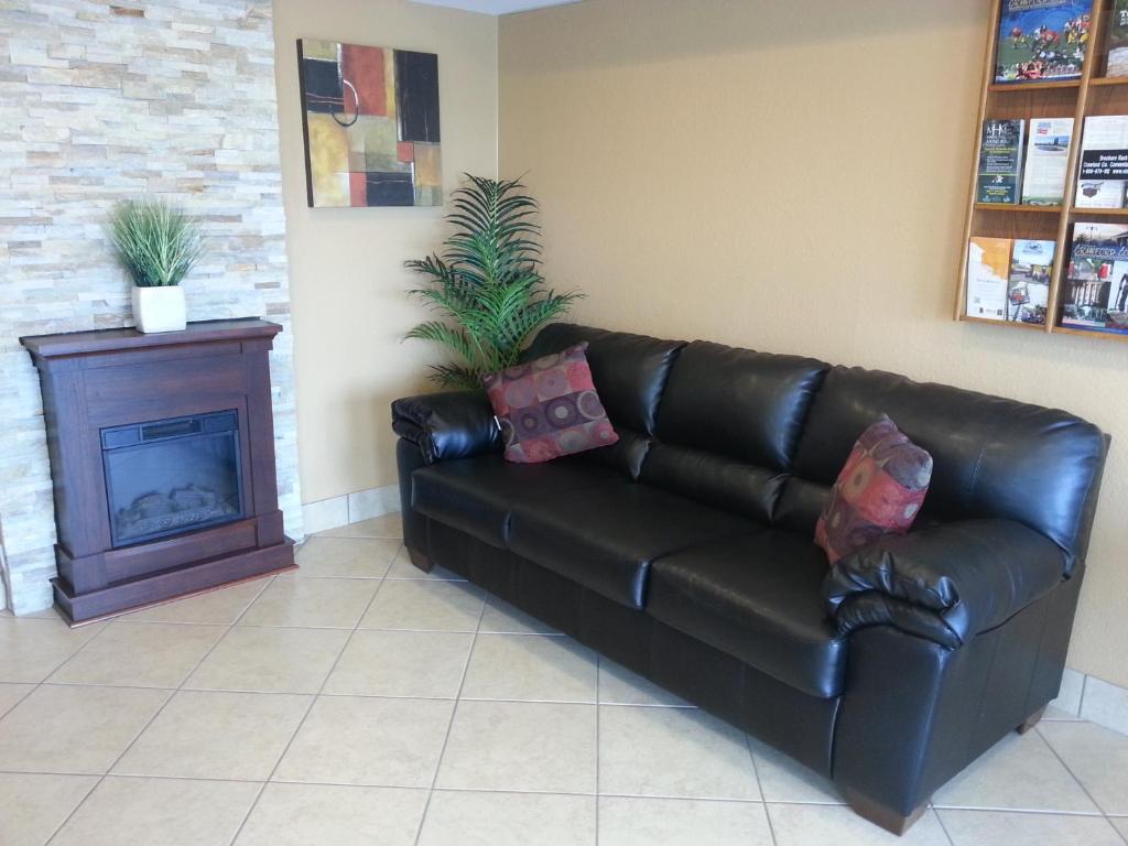Regency Inn Pittsburg photo