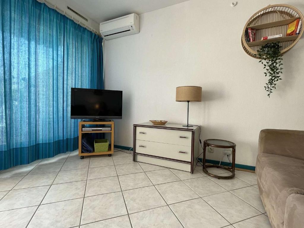 Studio climatisé avec terrasse, piscine & parking, proche plage et port - Le Grau-du-Roi - FR-1-250-232 - 5