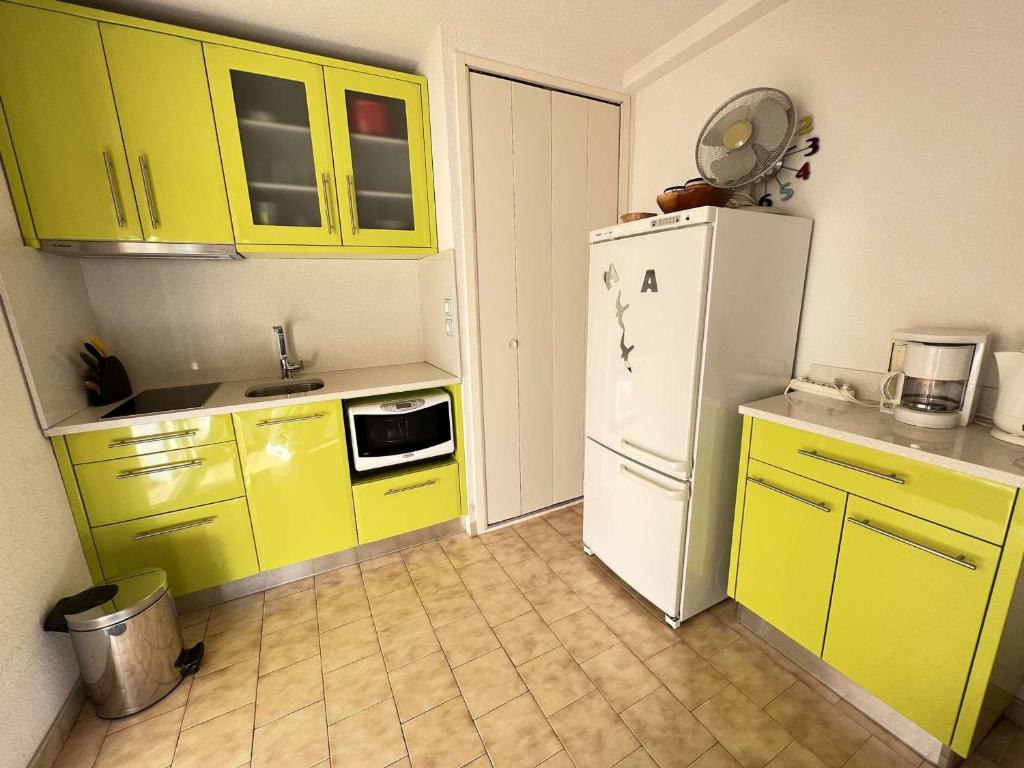 Appartement T2 Cabine, RDC avec Terrasse – Plage à 50m, Parking Privé - FR-1-702-5 - 4