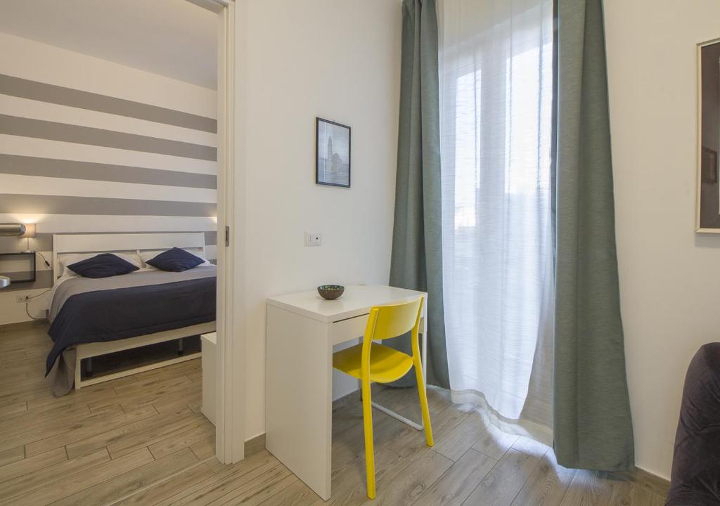 Appartamento con 2 camere e 2 bagni in centro con parcheggio - 4