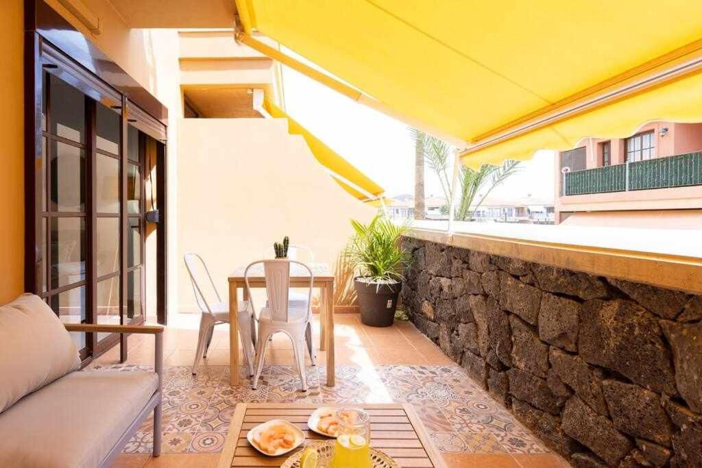 Sunnyland Apartment Costa Silencio parking - 5