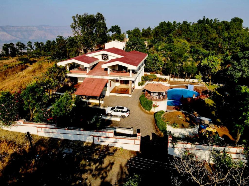 ARCUS VILLA - Swimming Pool/AC/Luxurious photo