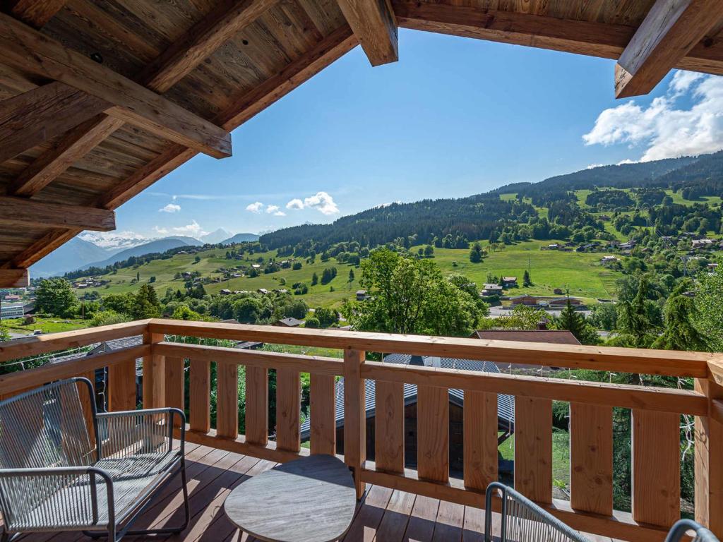 Chalet Luxe 12 Pers. Face aux Pistes avec Skiroom, Garage, Salle de Sport et Services Inclus - 3