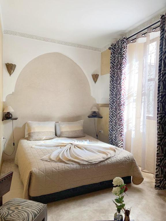 Riad Karmanda photo