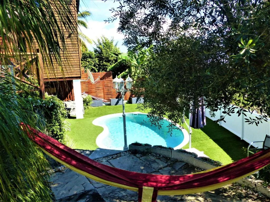 Le Clos de Val - Vue mer, hotel in La Possession