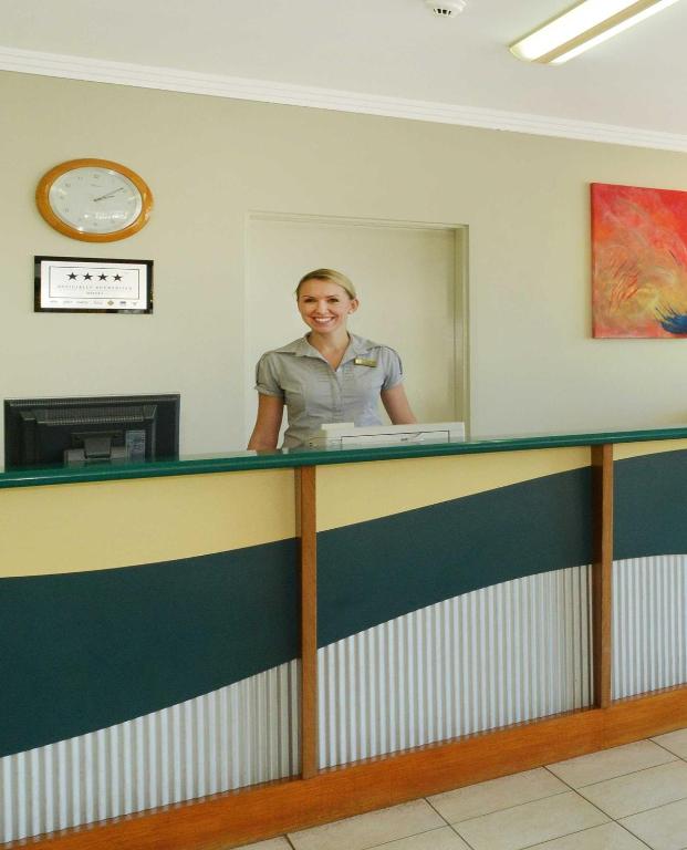 Cairns Queenslander Hotel & Apartments photo