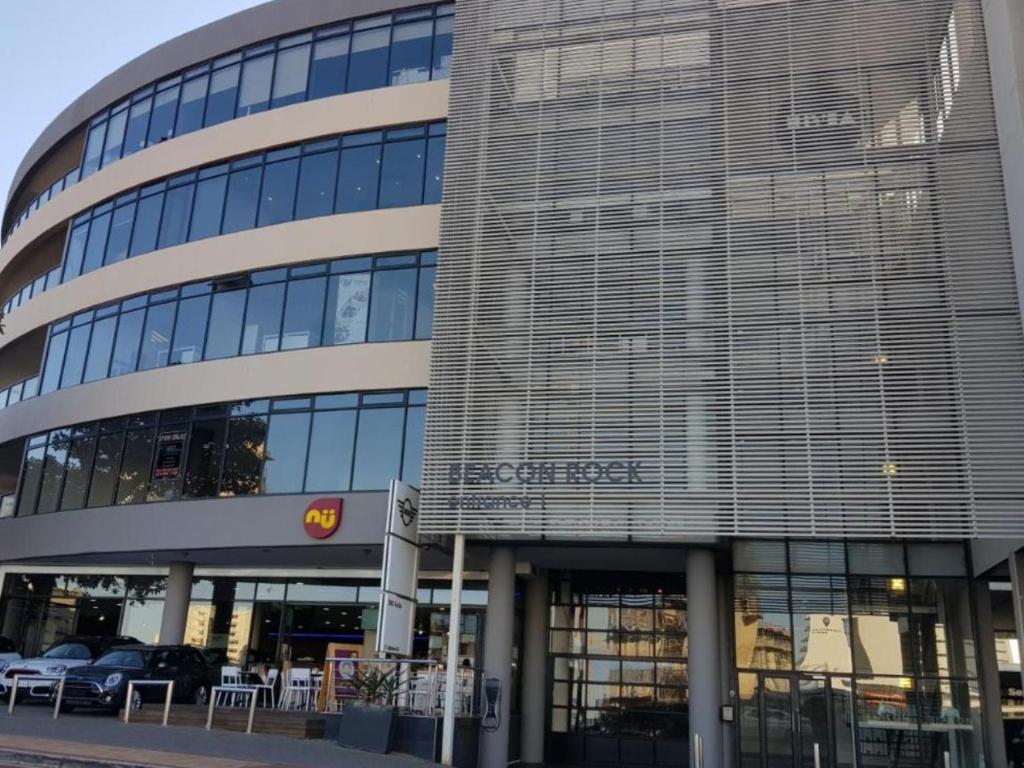 Beacon Rock - 6 sleeper Luxurious Apartment, Durban